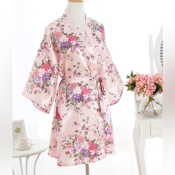 Mother’s Day Floral Soft Silky Pink Kimono Robe - Picture 2 of 5